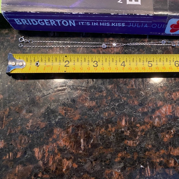 Silver choker necklace with glass beads - Picture 5 of 9